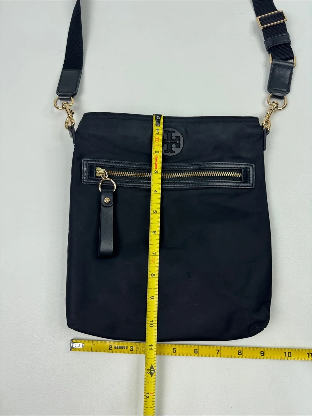 Tory Burch Black Nylon Crossbody Gold Zip Hardware Adjustable strap Designer